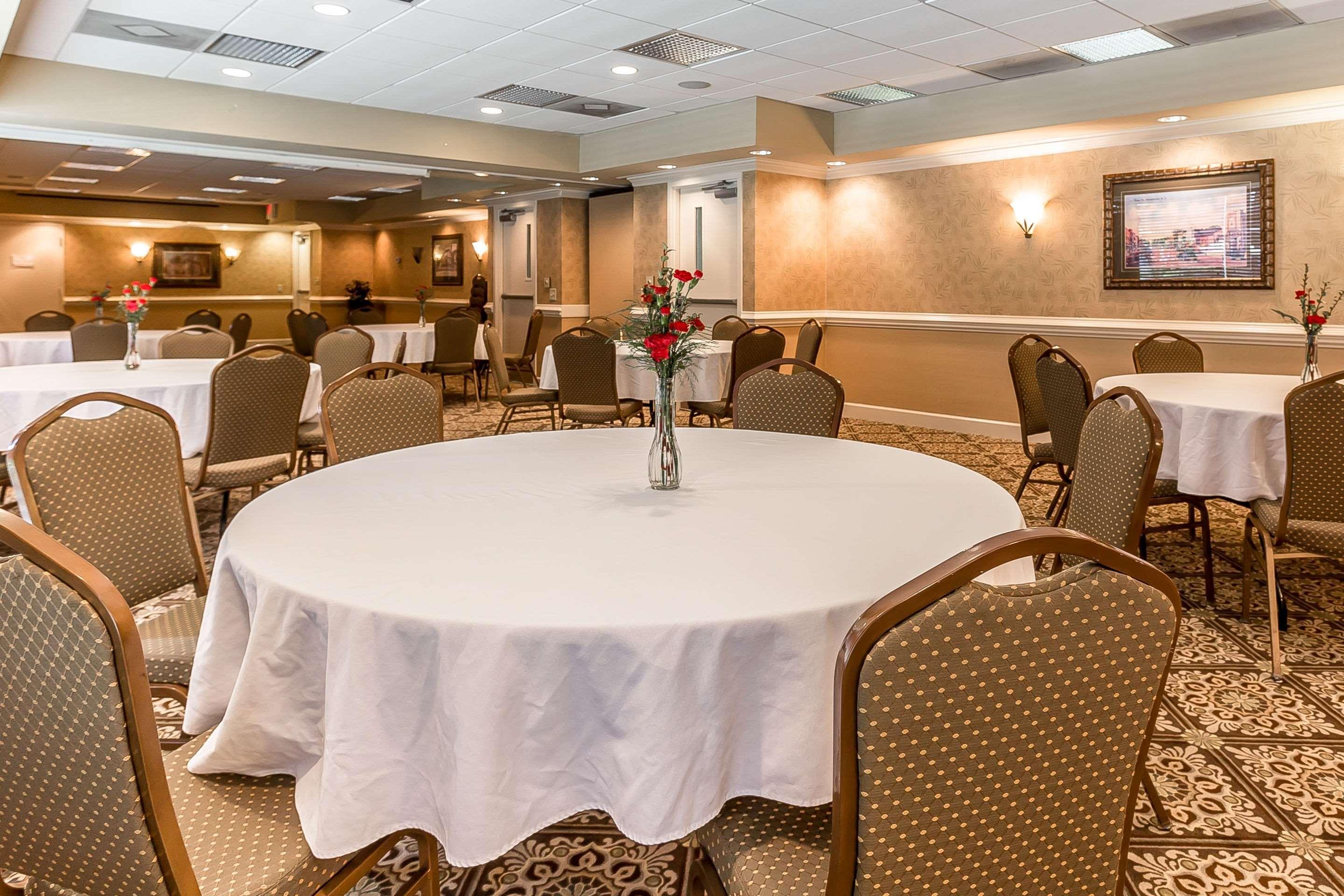Quality Inn & Suites Georgetown Exteriör bild
